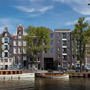 Pulitzer Hotel